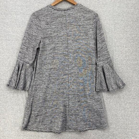 Speechless Dress Womens Medium Black Gray Striped Bell Sleeves Short Pullover - Picture 3 of 9